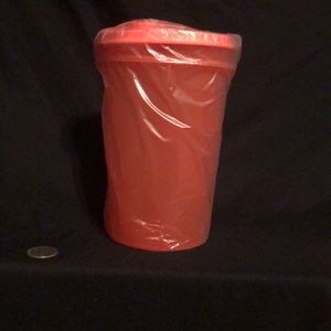 🟡New Tupperware Mega Tumbler